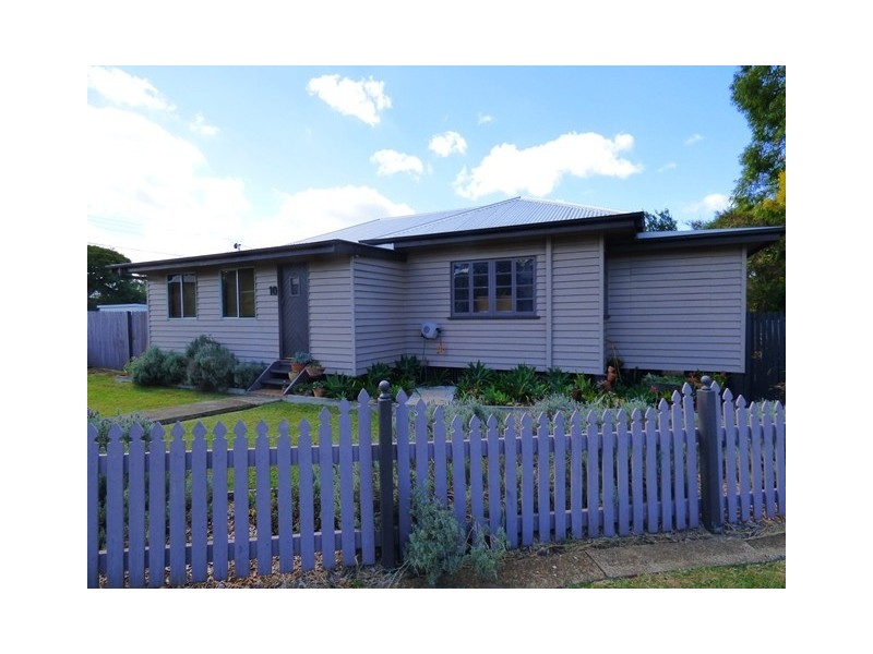 10 Margaret Street, Booval QLD 4304