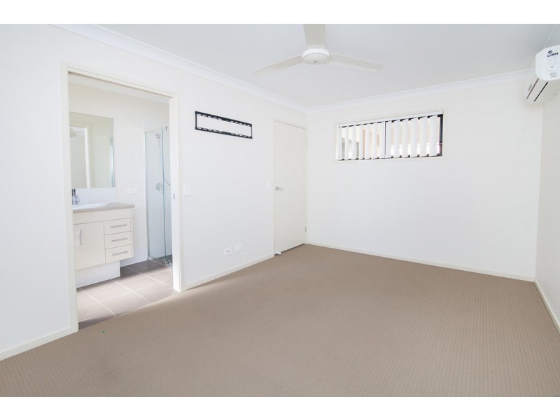 11 Bulmer Street, Bellbird Park QLD 4300
