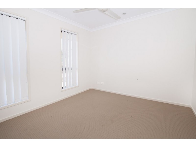 11 Bulmer Street, Bellbird Park QLD 4300