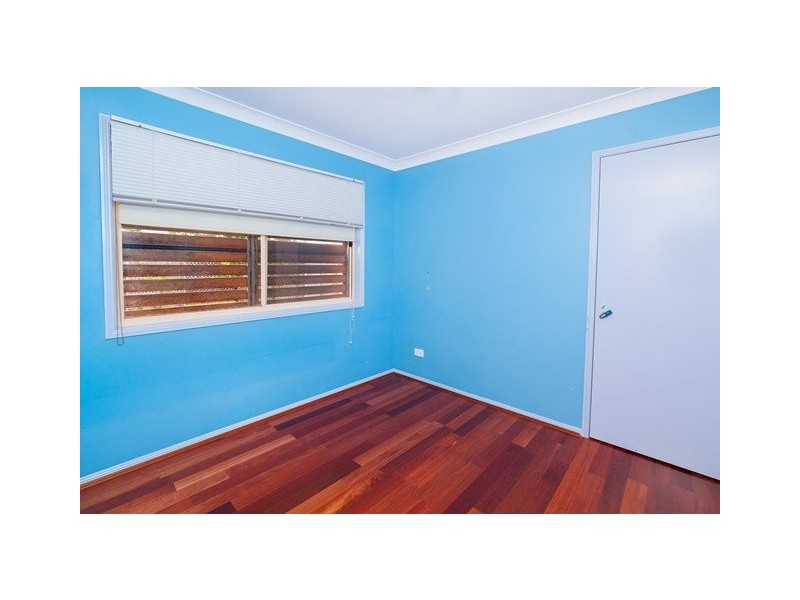 11 Burns Street, Fernvale QLD 4306