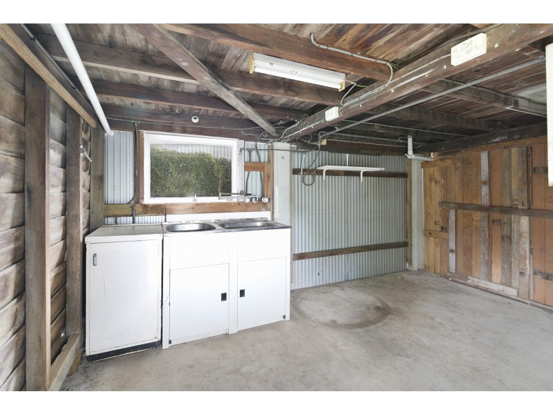 177 Blackstone Road, Silkstone QLD 4304