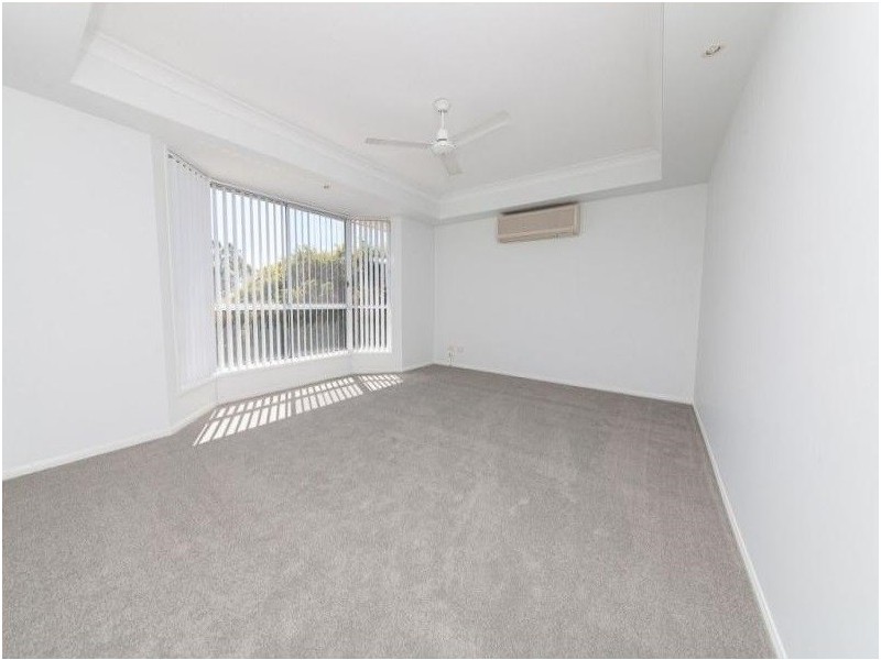 87 Sandalwood Drive, Yamanto QLD 4305