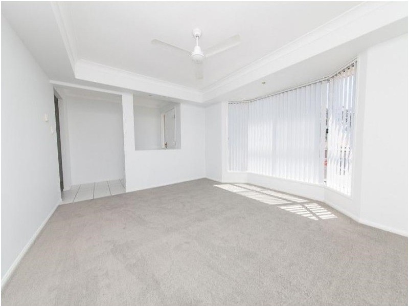 87 Sandalwood Drive, Yamanto QLD 4305