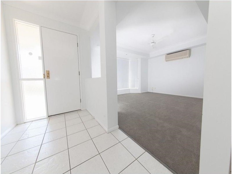 87 Sandalwood Drive, Yamanto QLD 4305