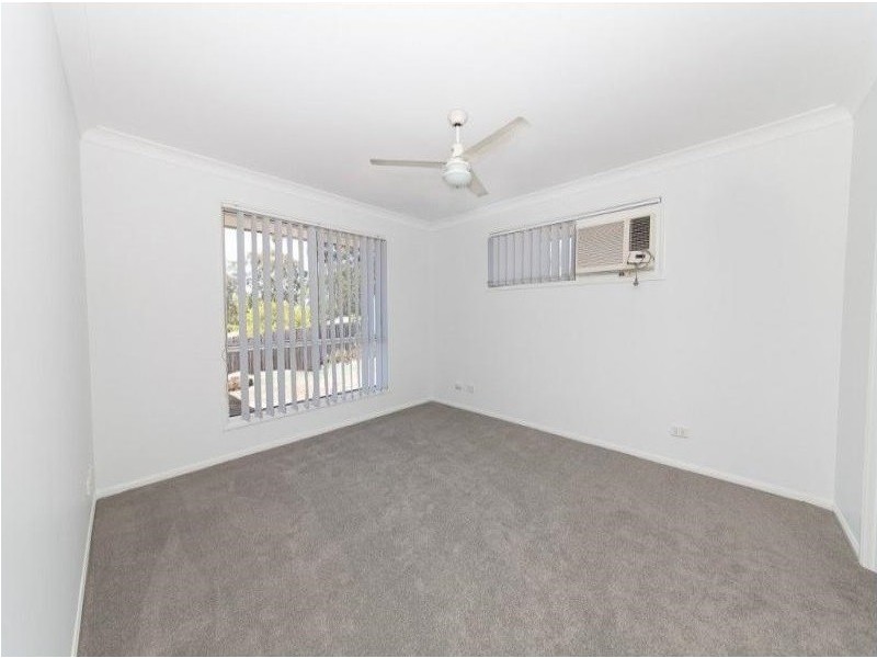 87 Sandalwood Drive, Yamanto QLD 4305