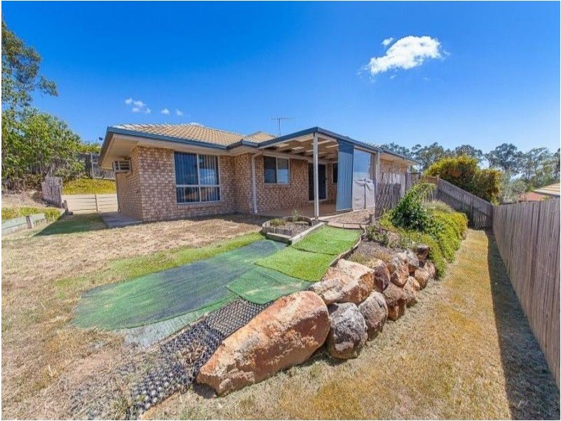 87 Sandalwood Drive, Yamanto QLD 4305