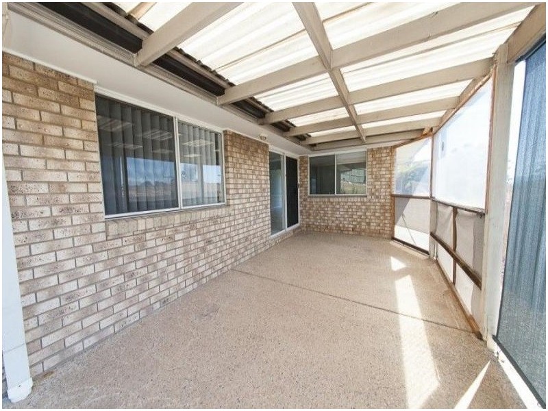 87 Sandalwood Drive, Yamanto QLD 4305