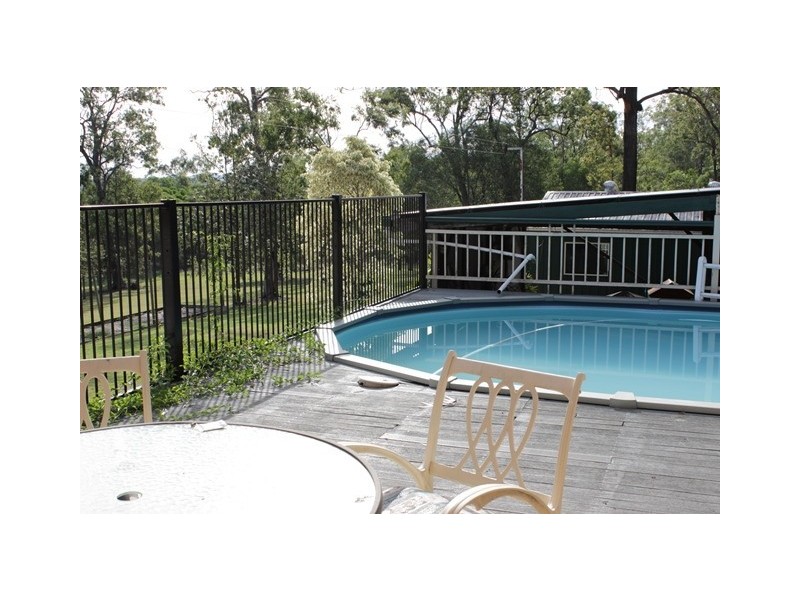 126 James Road, Pine Mountain QLD 4306