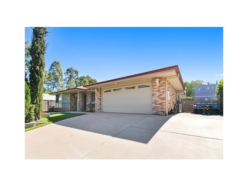 7 Pearse Drive, Brassall QLD 4305