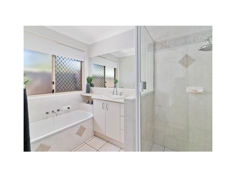 7 Pearse Drive, Brassall QLD 4305