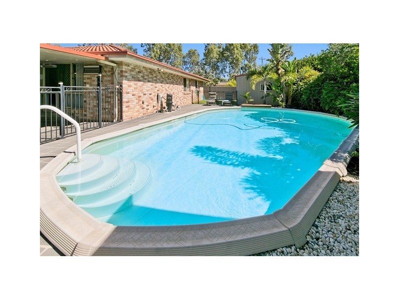 7 Pearse Drive, Brassall QLD 4305