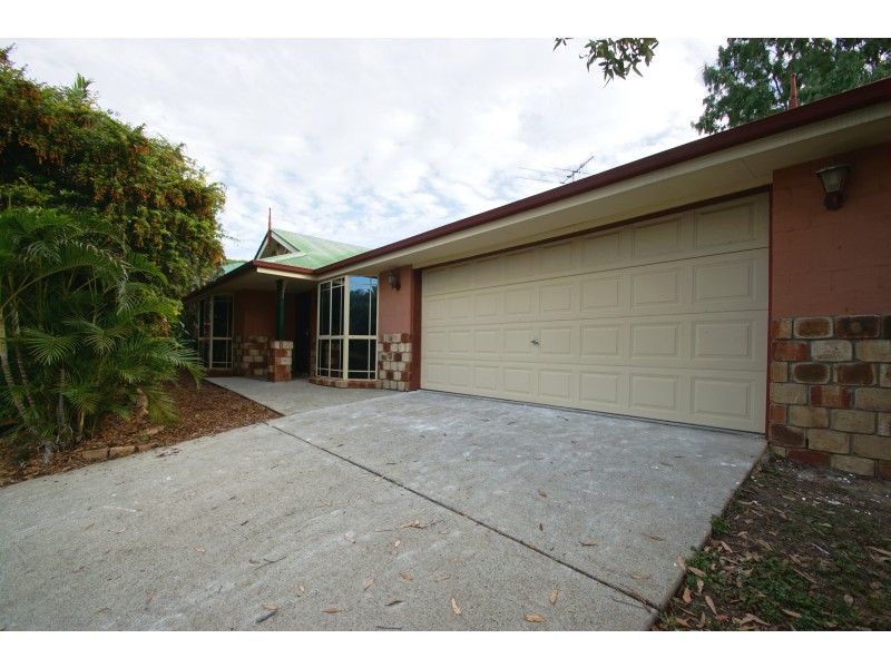 9 Buckland Court, Collingwood Park QLD 4301
