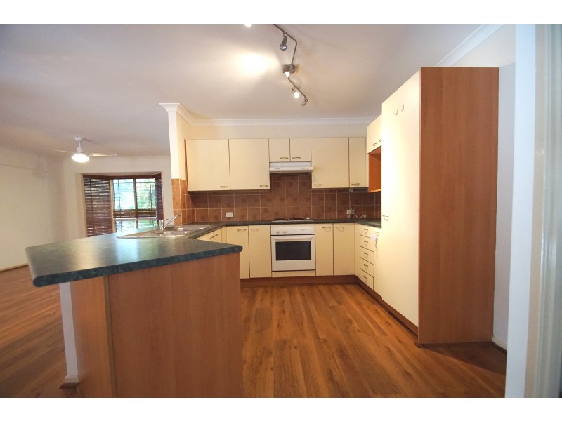 9 Buckland Court, Collingwood Park QLD 4301