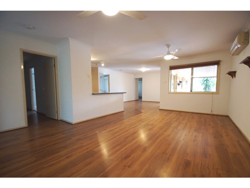 9 Buckland Court, Collingwood Park QLD 4301