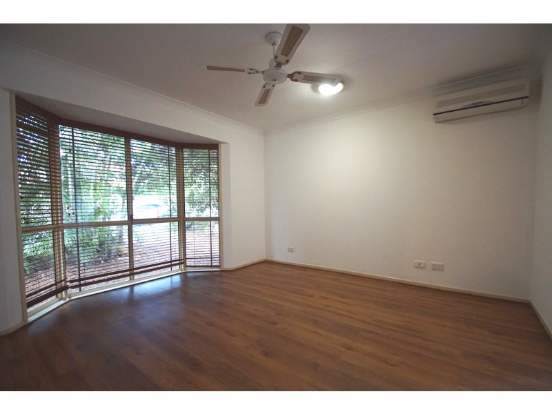 9 Buckland Court, Collingwood Park QLD 4301