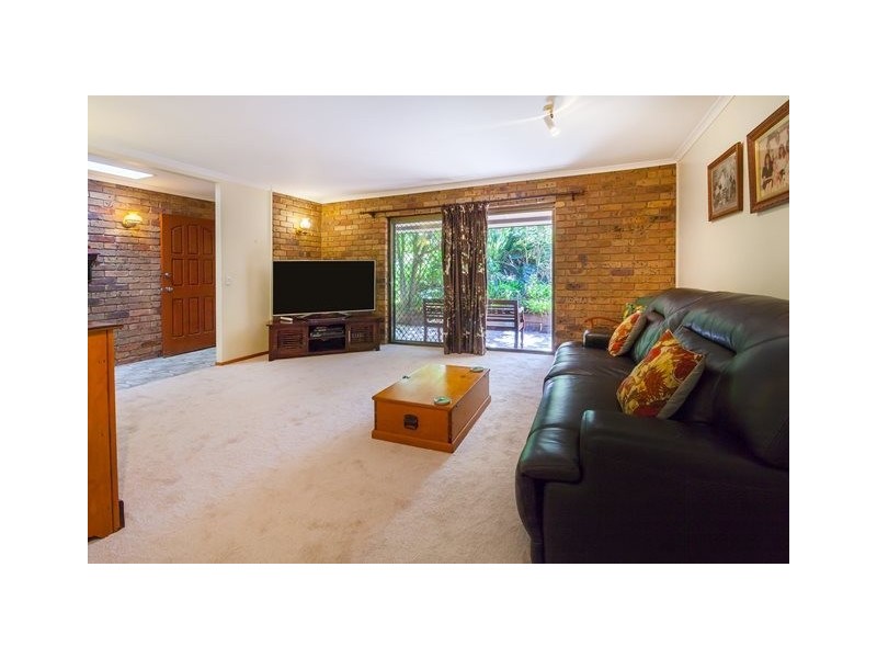 6 Oak Street, Bundamba QLD 4304