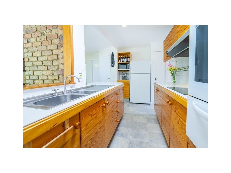 6 Oak Street, Bundamba QLD 4304