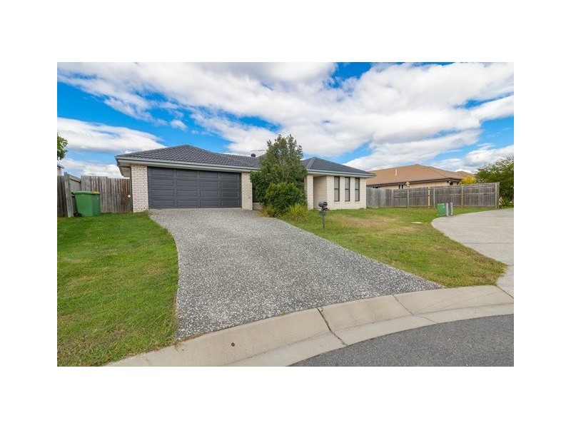 20 Bickle Place, North Booval QLD 4304