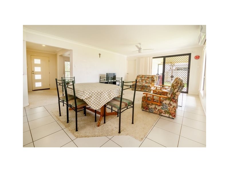 20 Bickle Place, North Booval QLD 4304