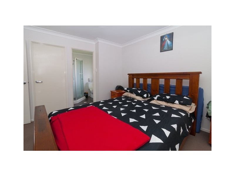 20 Bickle Place, North Booval QLD 4304