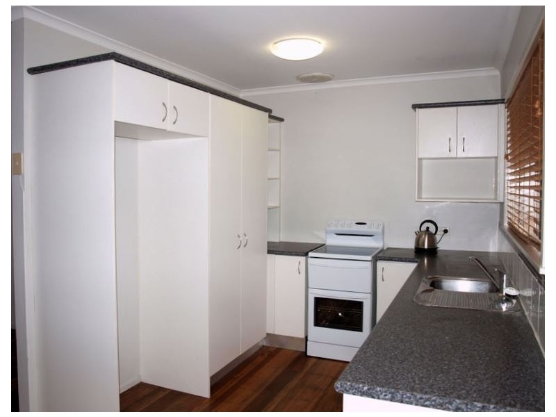2 Wellen Street, Bundamba QLD 4304