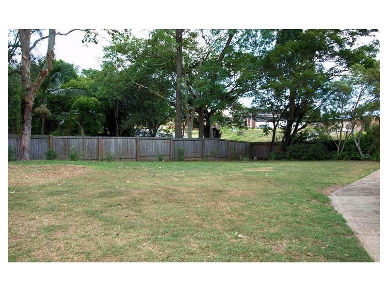 2 Wellen Street, Bundamba QLD 4304