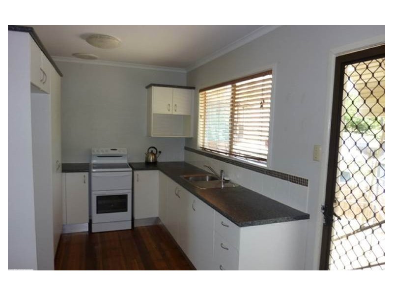 2 Wellen Street, Bundamba QLD 4304