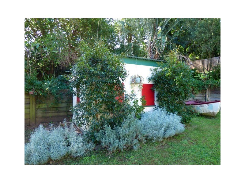 9 Torch Street, East Ipswich QLD 4305