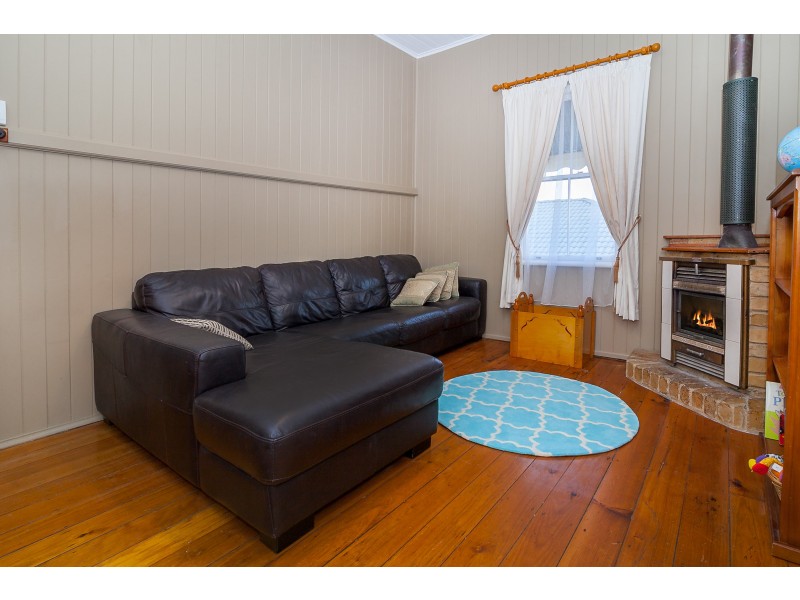 131 Thornton Street, Raceview QLD 4305