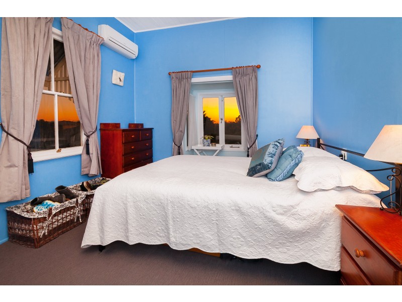 131 Thornton Street, Raceview QLD 4305