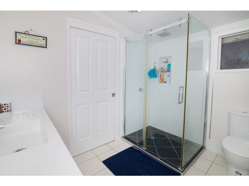 131 Thornton Street, Raceview QLD 4305