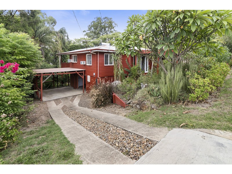 9 Pryde Street, Woodend QLD 4305