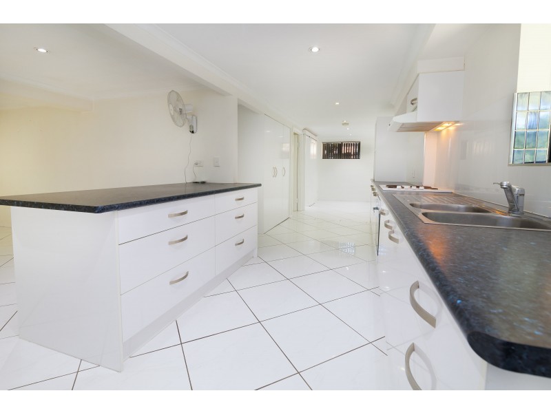 26 Glode Avenue, Churchill QLD 4305