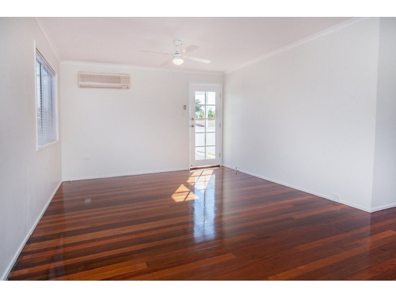 11 Wellington Street, Brassall QLD 4305