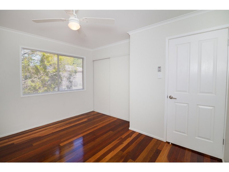 11 Wellington Street, Brassall QLD 4305