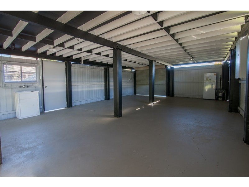 11 Wellington Street, Brassall QLD 4305