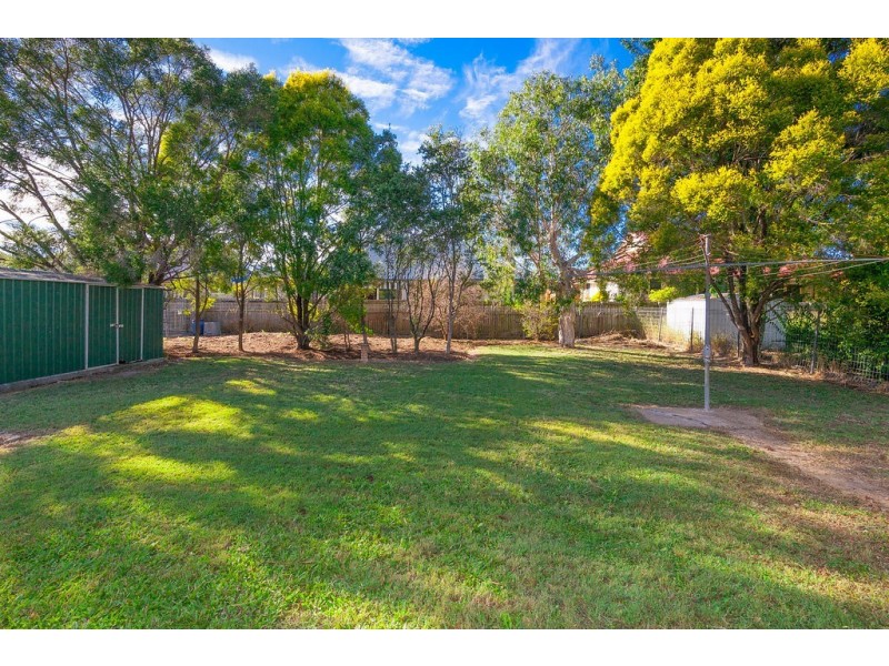 11 Wellington Street, Brassall QLD 4305