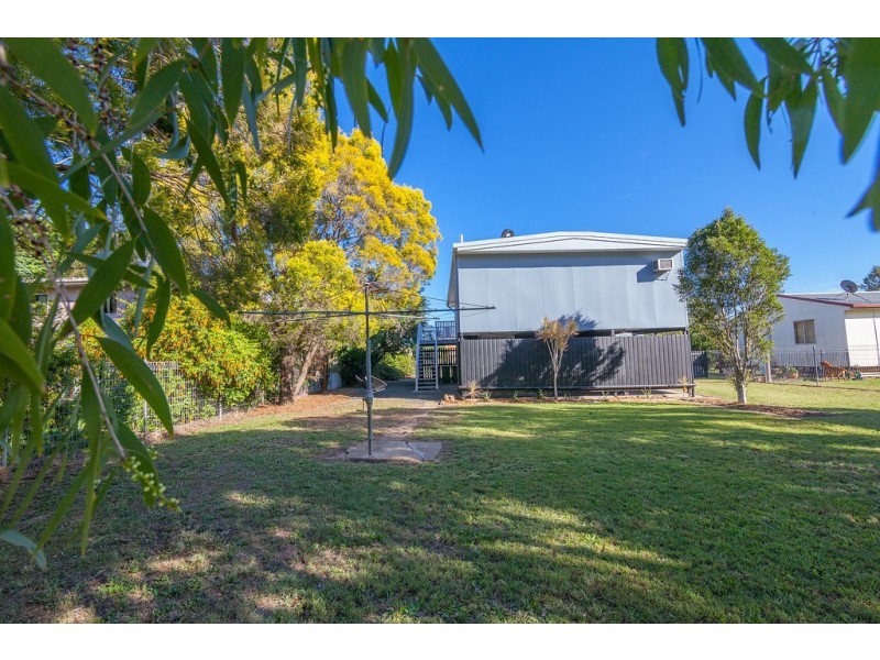 11 Wellington Street, Brassall QLD 4305