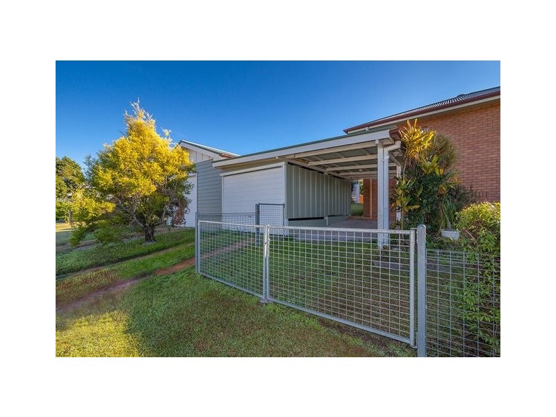 31 Dorothy Street, Silkstone QLD 4304