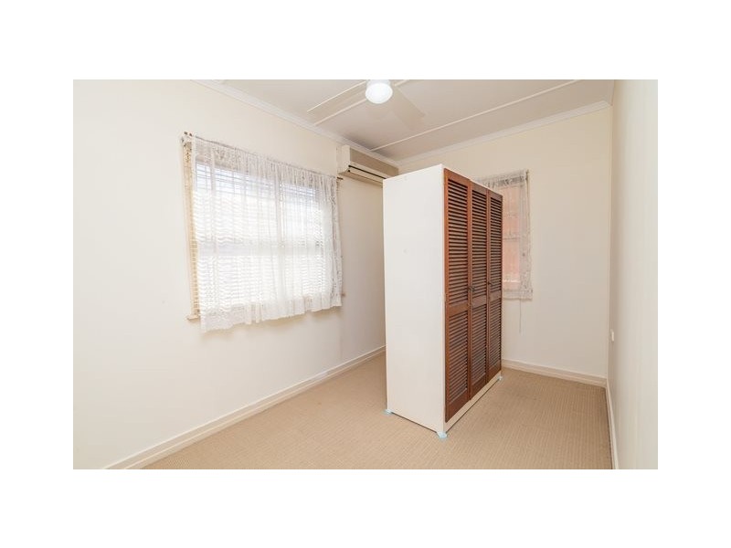 31 Dorothy Street, Silkstone QLD 4304
