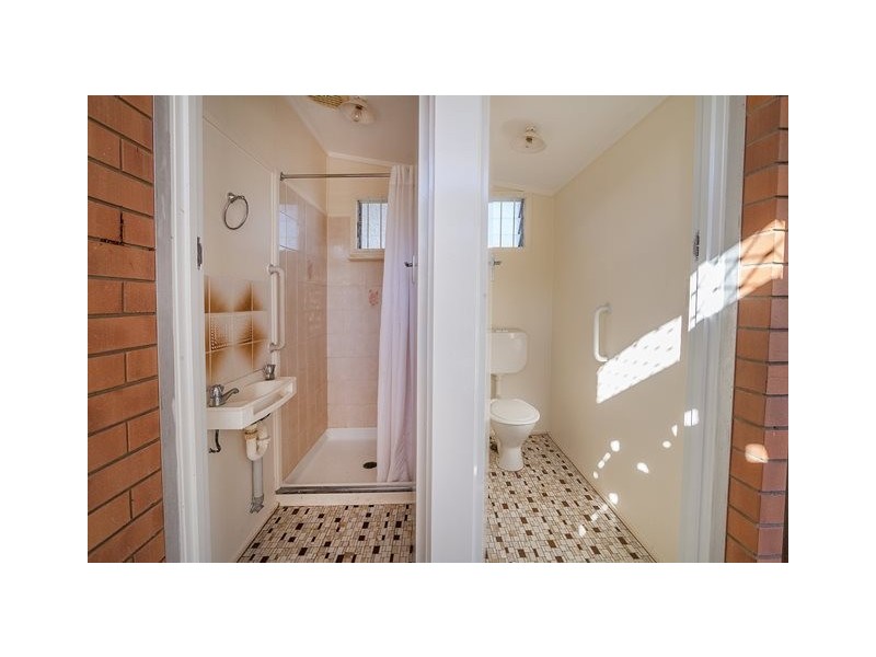 31 Dorothy Street, Silkstone QLD 4304