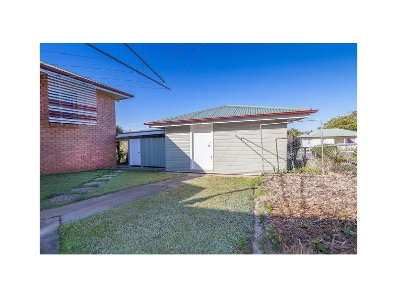 31 Dorothy Street, Silkstone QLD 4304