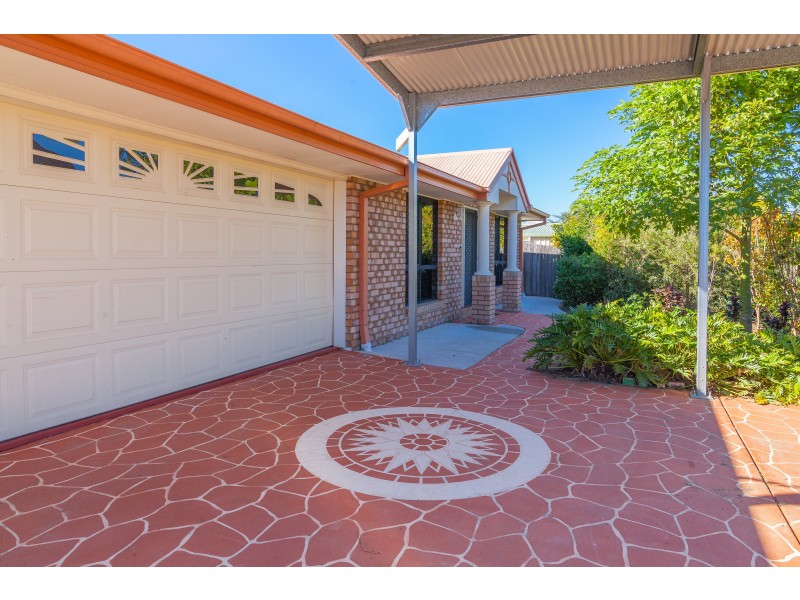 27 Dellvene Crescent, Rosewood QLD 4340