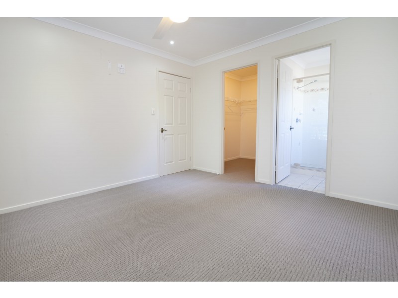 27 Dellvene Crescent, Rosewood QLD 4340