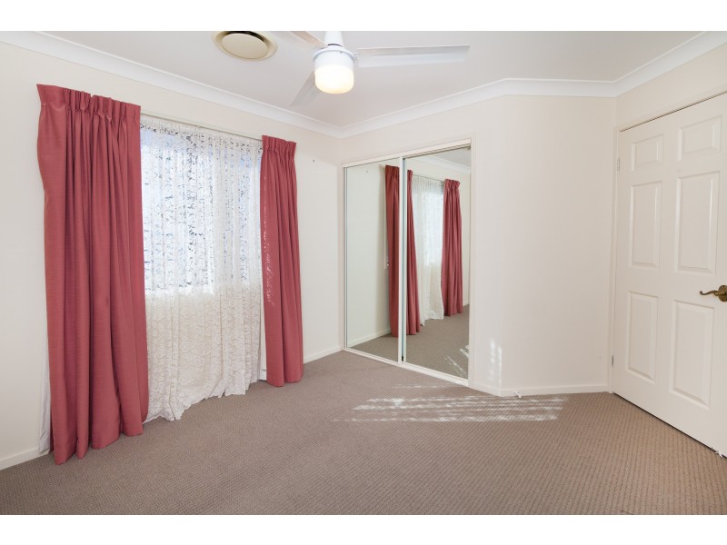 27 Dellvene Crescent, Rosewood QLD 4340