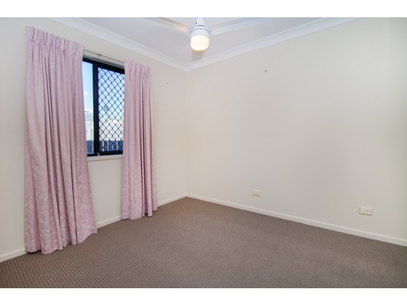 27 Dellvene Crescent, Rosewood QLD 4340
