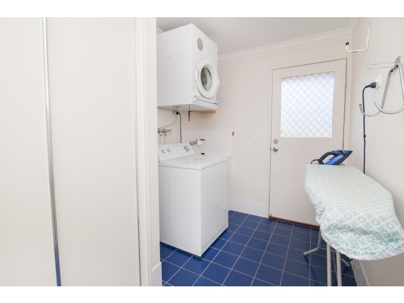 2 Appaloosa Place, Pine Mountain QLD 4306