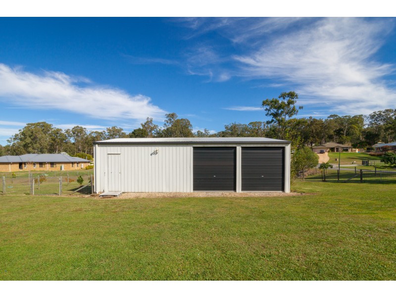 2 Appaloosa Place, Pine Mountain QLD 4306