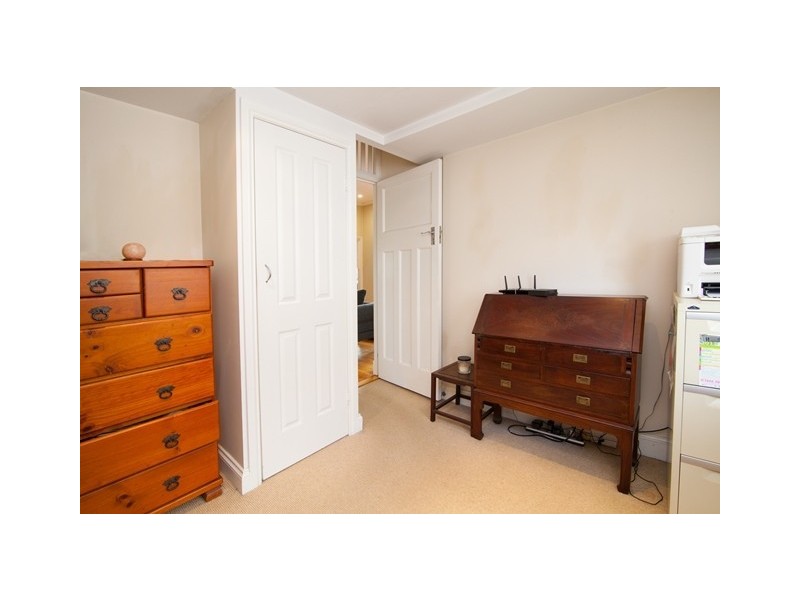 2 Fifer Street, Eastern Heights QLD 4305