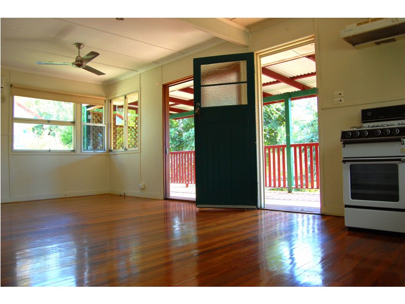 44 Baillieston Street, Leichhardt QLD 4305